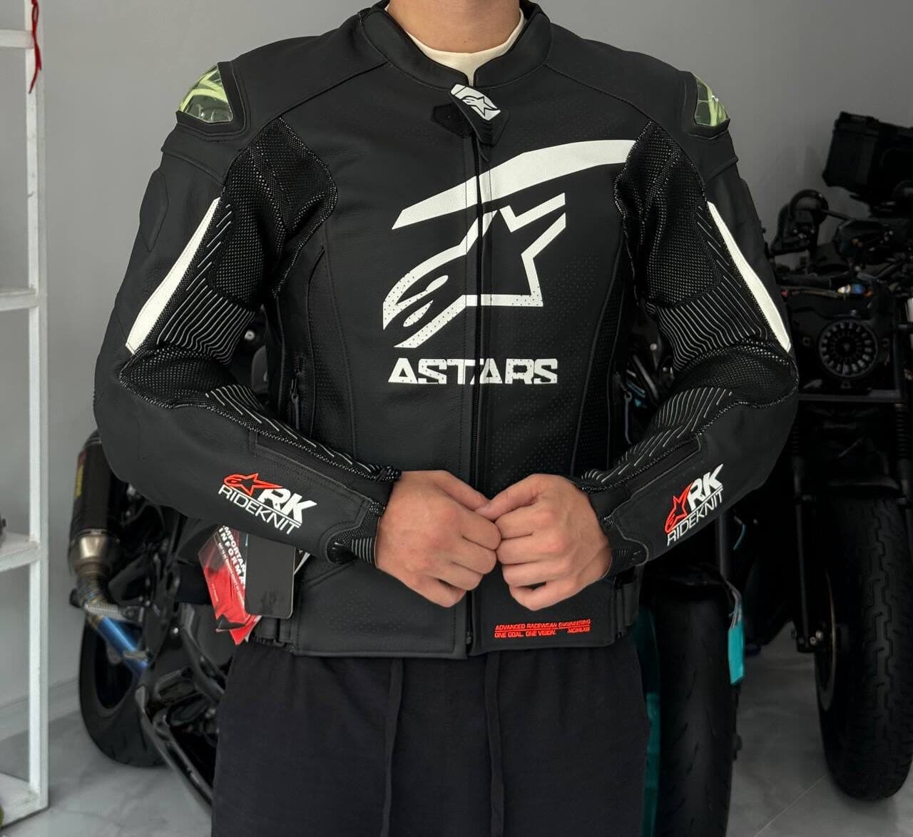 Alpinestars GP Plus V4, куртка