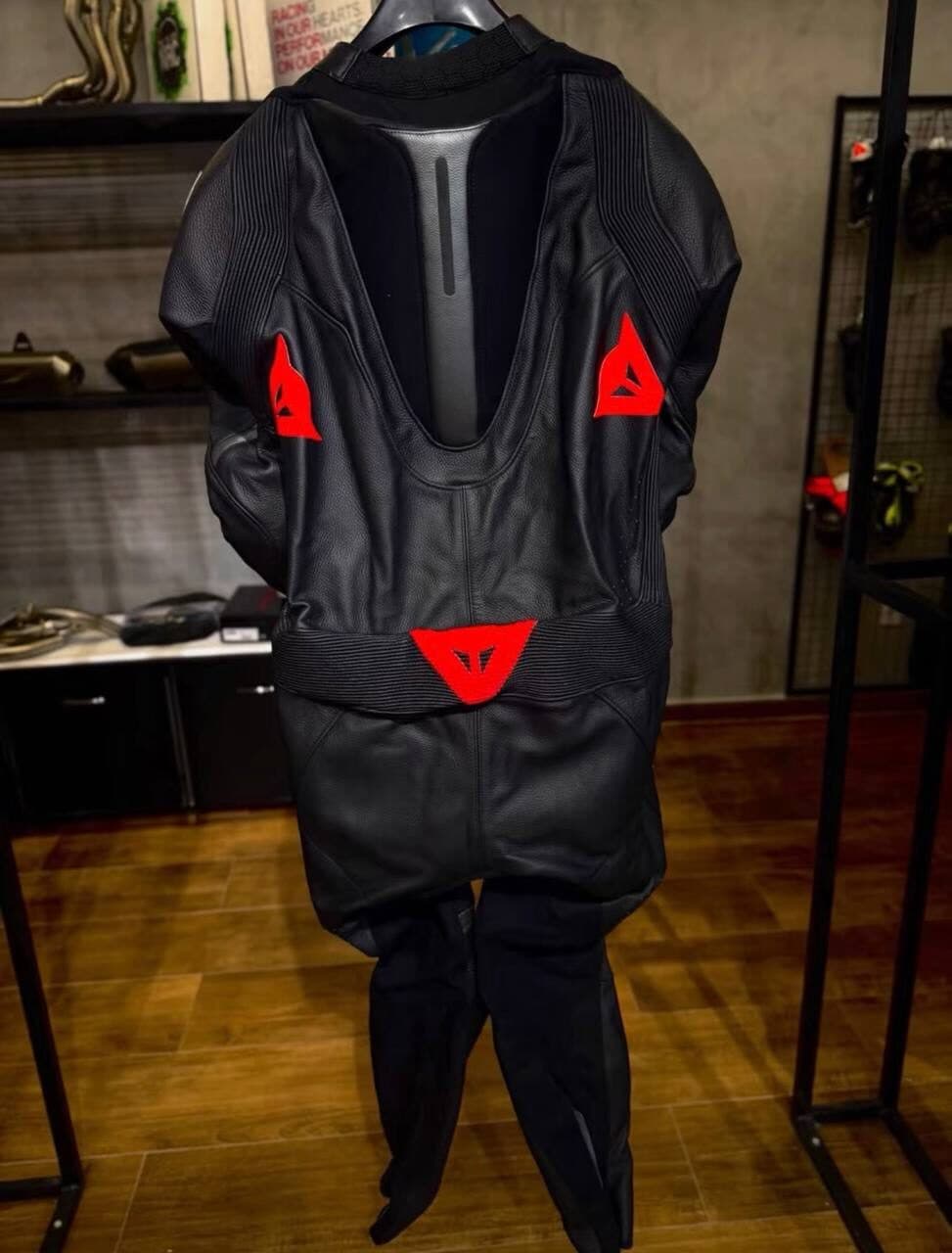 Dainese, профессиональный кожаный комбинезон 2