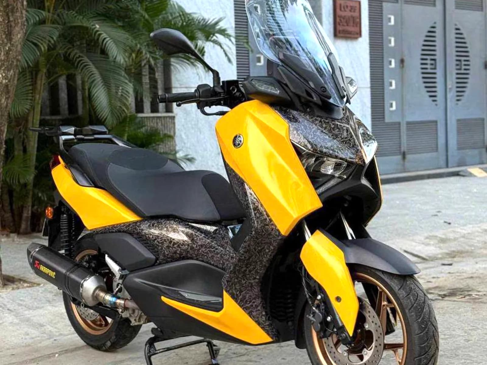 Yamaha X-MAX 300cc