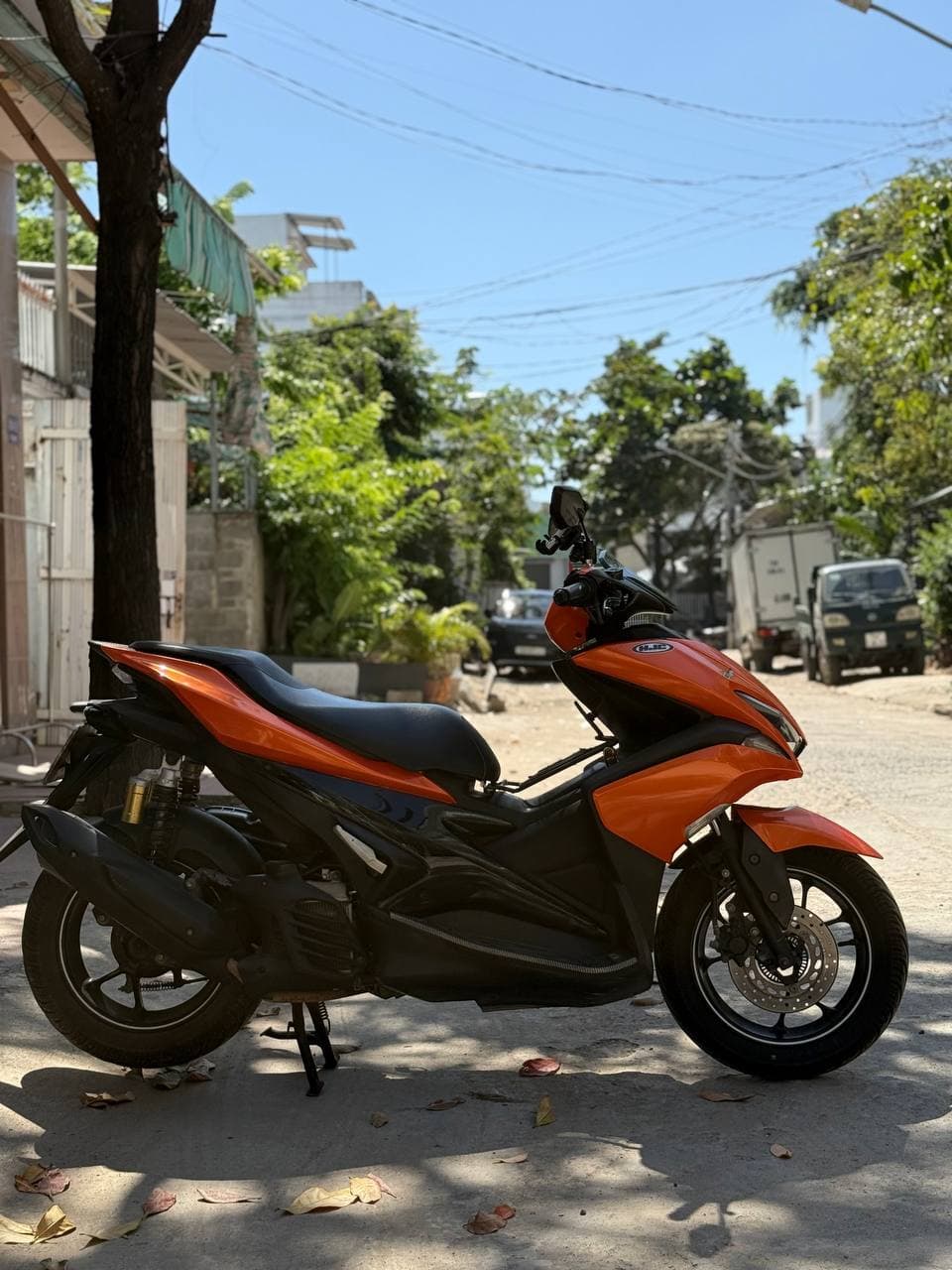 Yamaha NVX 155cc 2