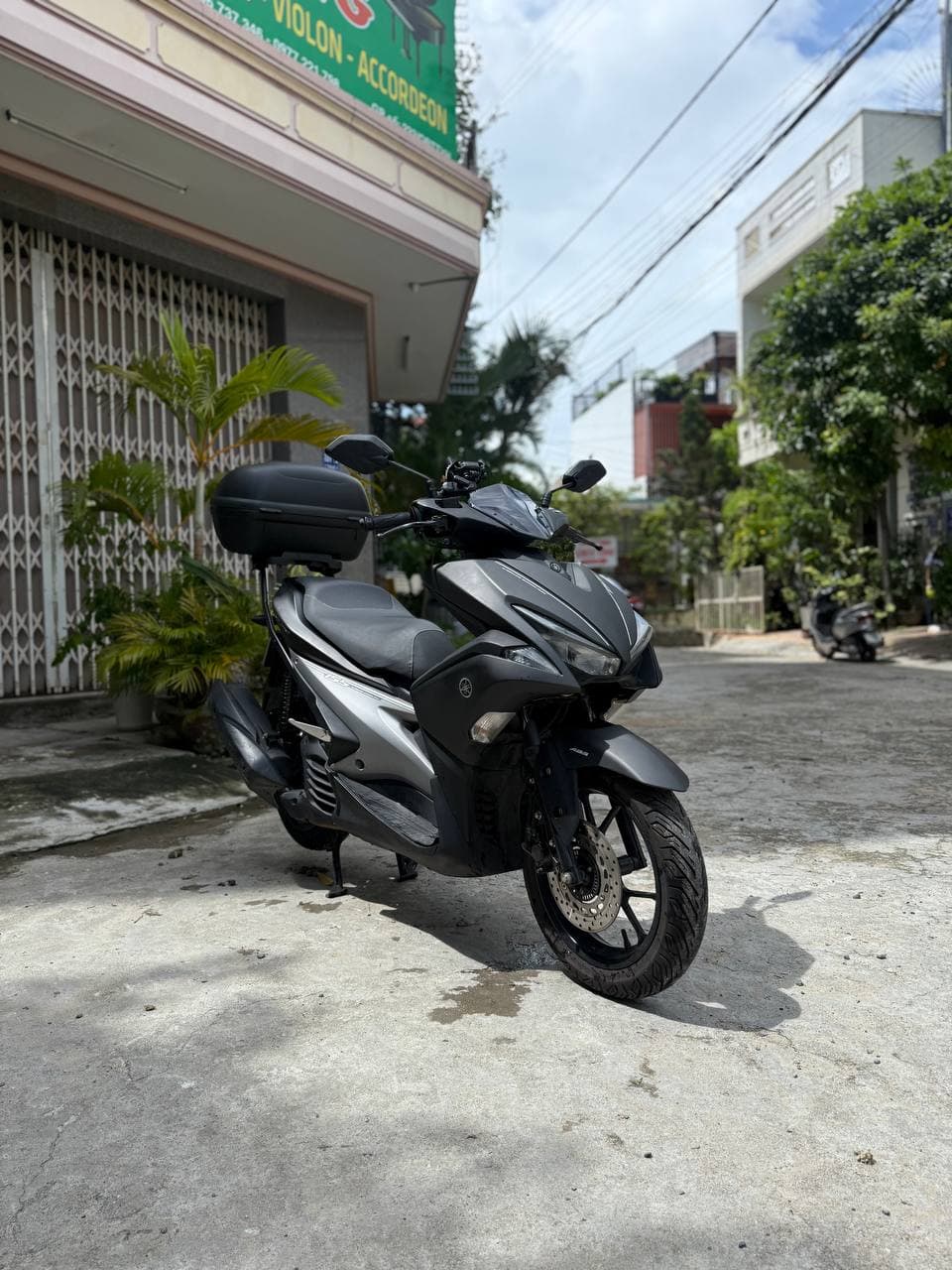 Yamaha NVX 155cc 2