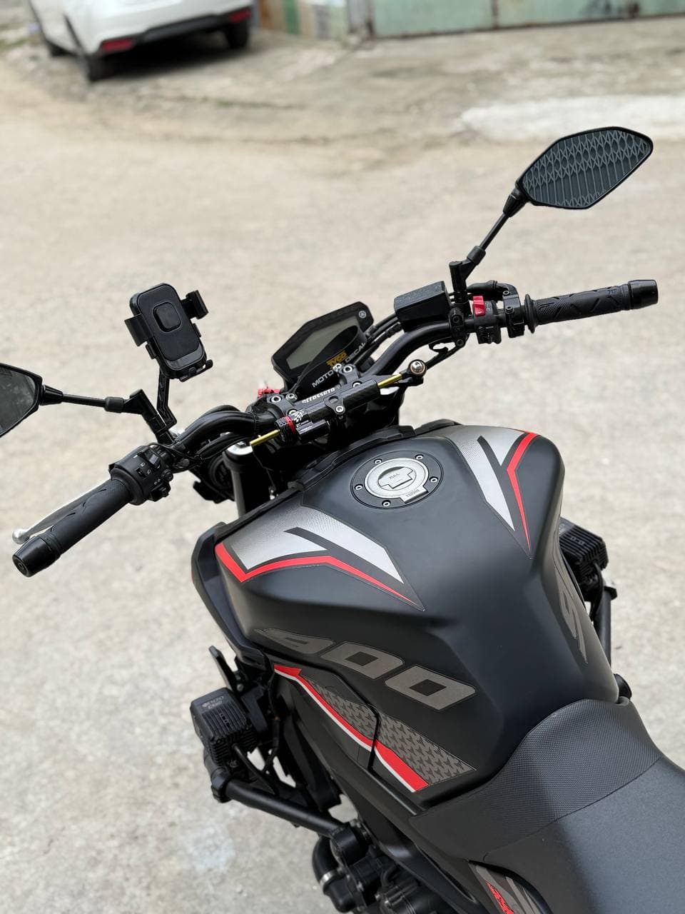 Yamaha MT-09 4