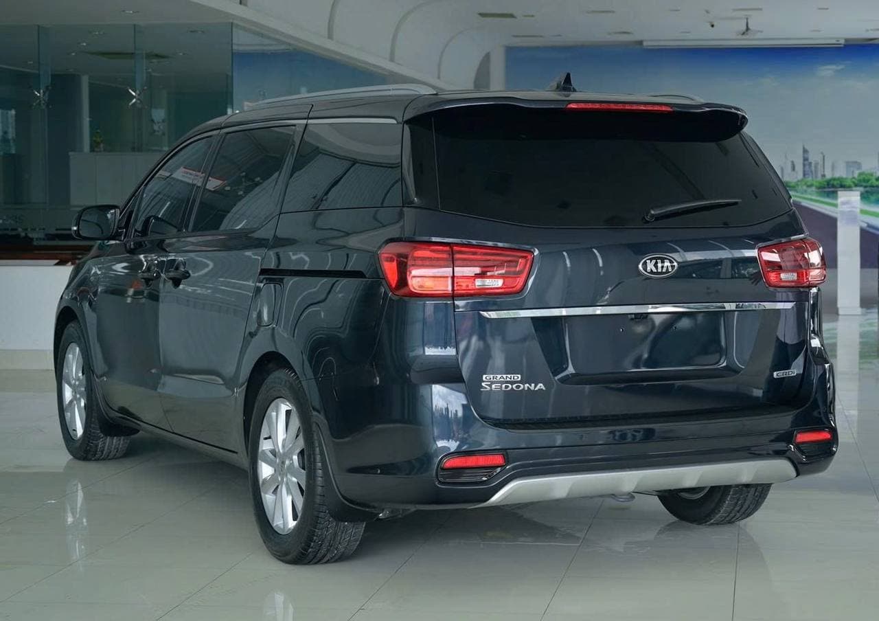 Kia Sedona 2