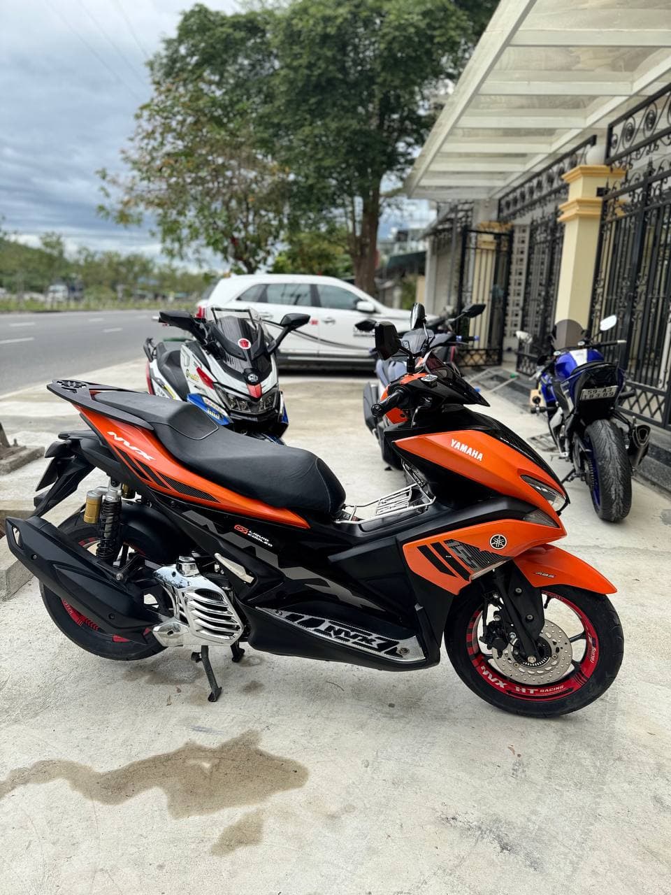 Yamaha NVX 155cc 3